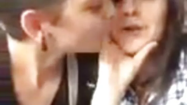 Najlepsze porno bez rejestracji Mąż i sekx kamerki na zywo żona z łóżka psa